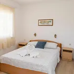 Sea View Apartment 50 M From St Rok Beach Pucisca